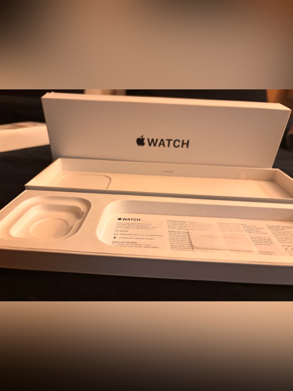 (EMPTY BOX ) Apple Watch Box.. - Picture 5 of 5
